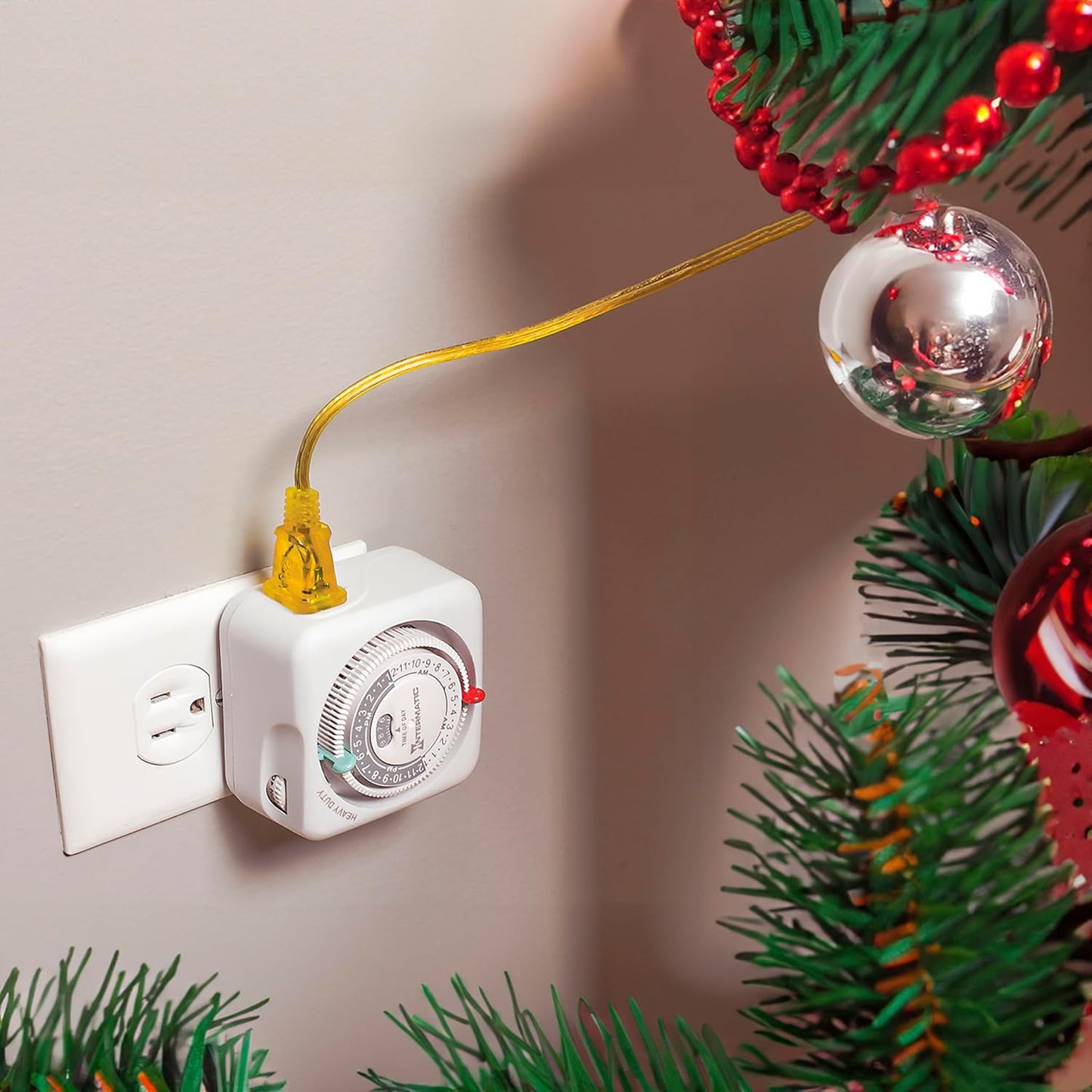 TN311 Heavy-Duty 24-Hour Indoor Mechanical Plug-in Timer - Efficient Control, Customizable Scheduling - Timer for Lighting, Fans & Small Appliances